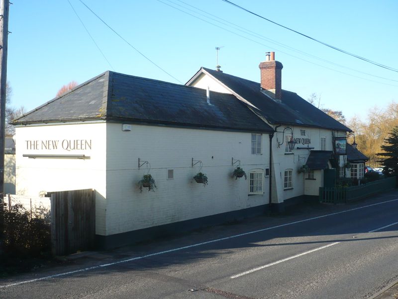 New Queen, Avon (Photo: David Pritchard - 08/01/2011). (Pub, External). Published on 08-01-2011
