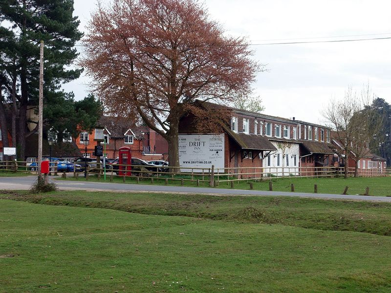 Drift Inn, Beaulieu Road. (Pub, External). Published on 21-04-2018