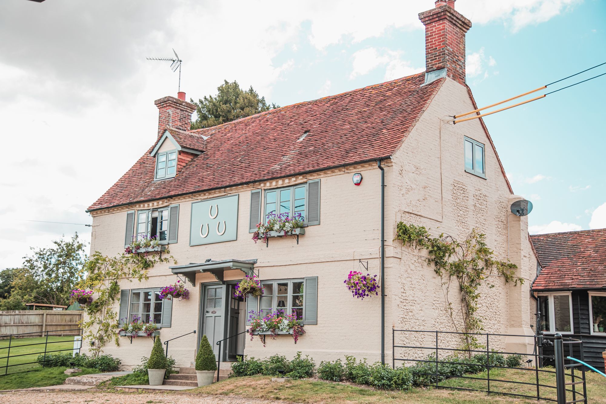 Three Horseshoes, Bighton (Photo: Henry Glaister - 27/02/2021). (Pub, External, Key). Published on 27-02-2021