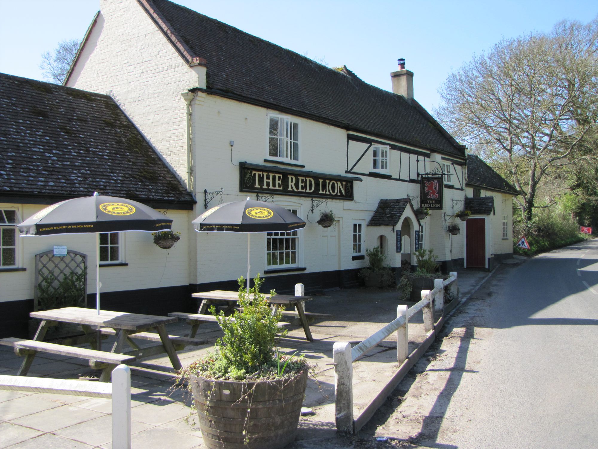 Red Lion, Boldre. (Pub). Published on 08-04-2011