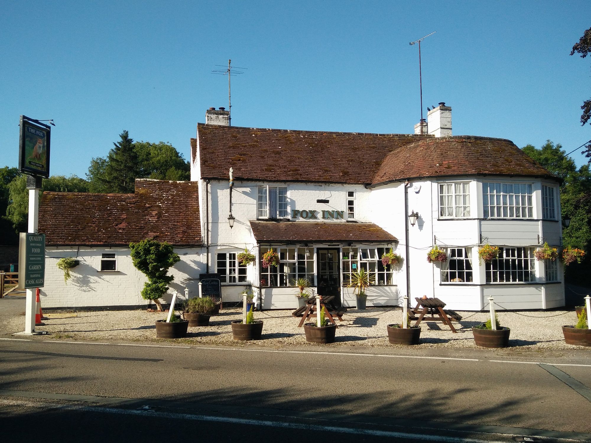 Fox, Bramdean. (Pub, External). Published on 25-06-2020