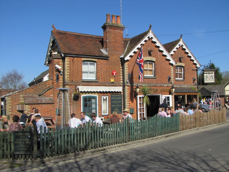 Foresters Arms, Brockenhurst. (Pub, External, Garden, Key). Published on 08-04-2011