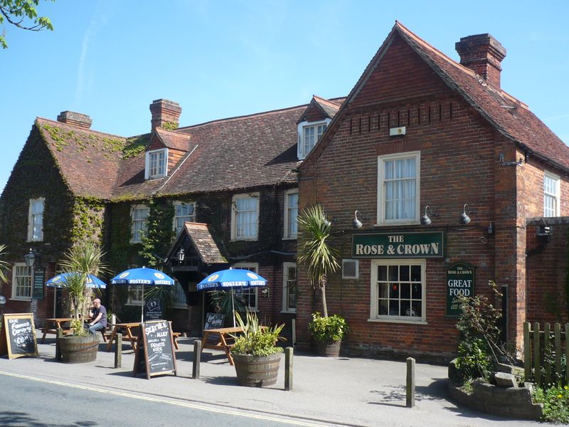 Huntsman of Brockenhurst, Brockenhurst. (Pub, External, Garden, Key). Published on 10-04-2011