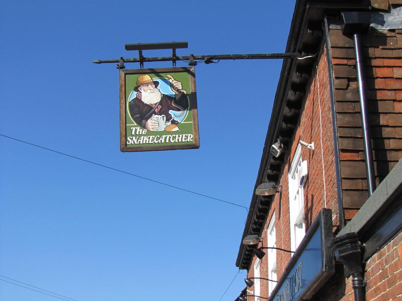 Snakecatcher, Brockenhurst. (Pub, Sign). Published on 08-04-2011 
