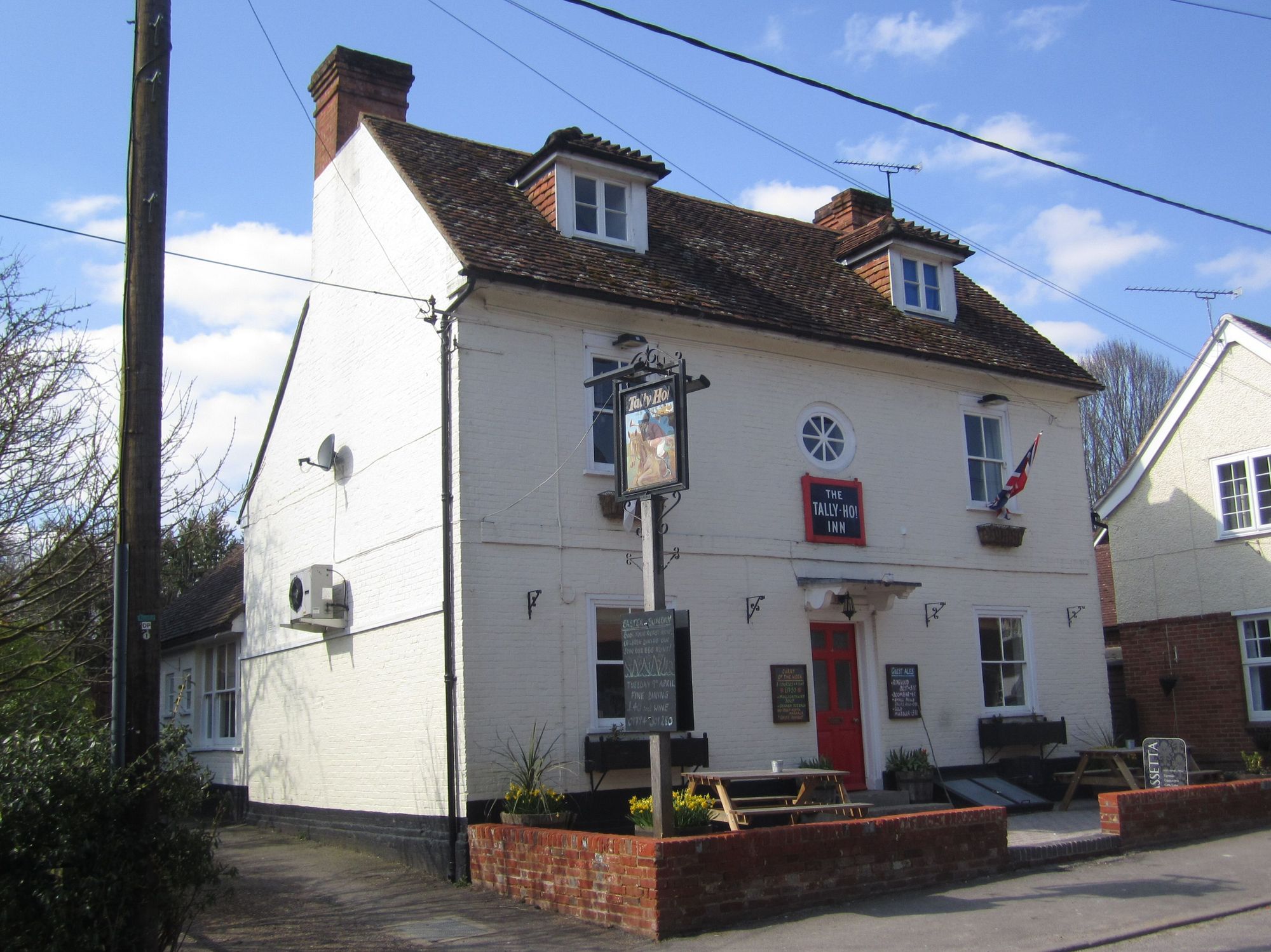 Tally Ho!, Broughton. (Pub, External, Key). Published on 02-04-2013