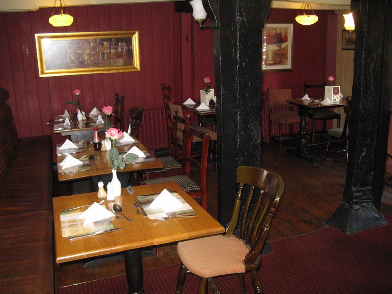 Tudor Rose, Burgate. (Pub, Restaurant). Published on 23-02-2010