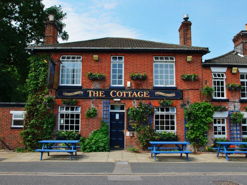 Cottage Inn, Butlocks Heath (Photo: Andy Madsen 2013). (Pub, External, Key). Published on 18-12-2013