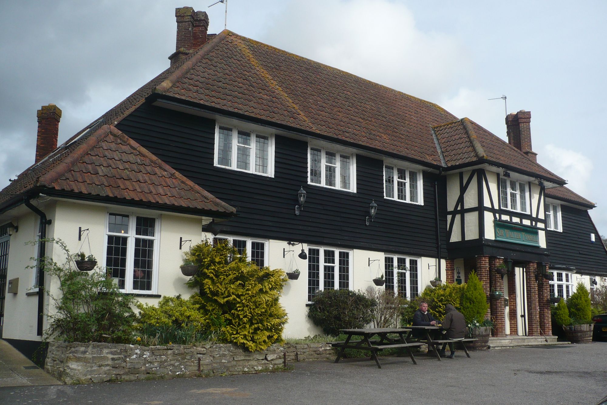 Sir Walter Tyrrell (Photo: David Pritchard - 03/04/2011). (Pub, External, Key). Published on 03-04-2011