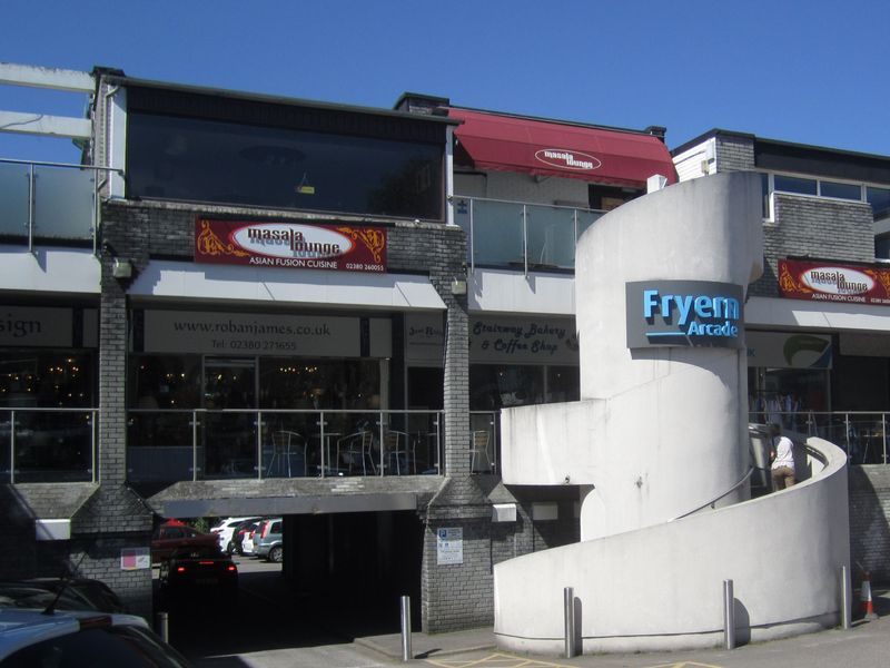 Jones Wine Bar, Chandler's Ford. (External, Key). Published on 07-05-2013 