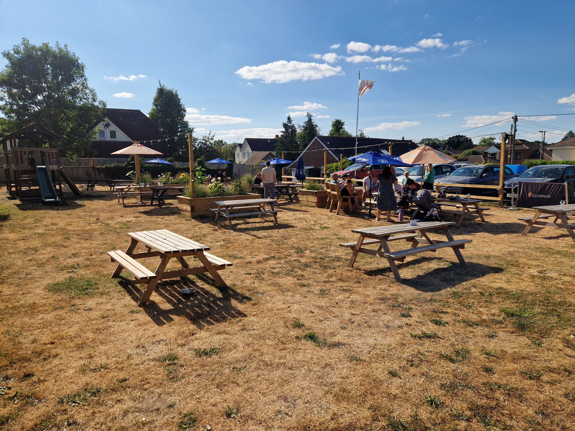 Rising Sun, Colden Common (Photo: Pete Horn - 26/07/2026). (Garden). Published on 26-07-2026