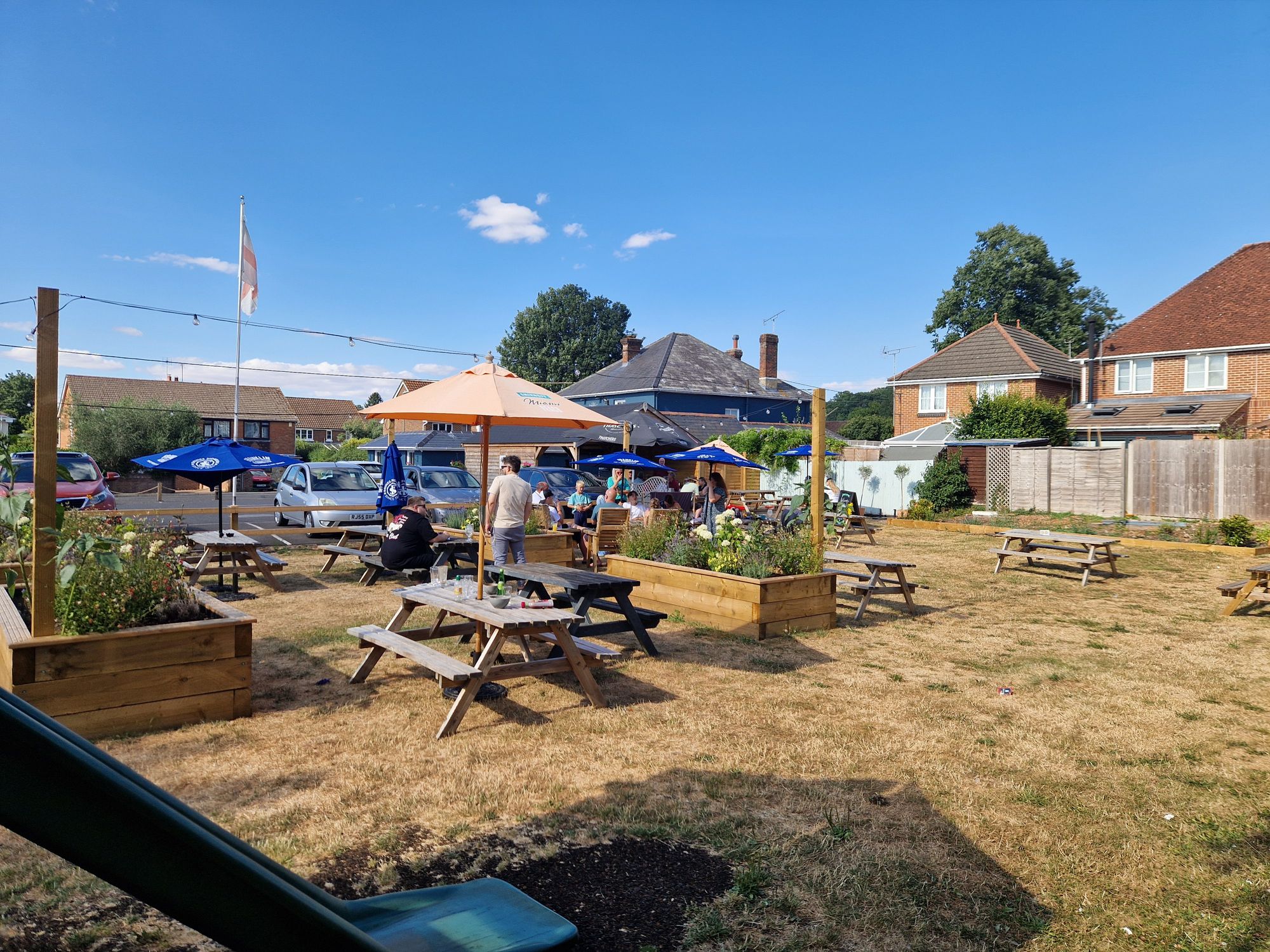 Rising Sun, Colden Common (Photo: Pete Horn - 26/07/2026). (Garden). Published on 26-07-2026