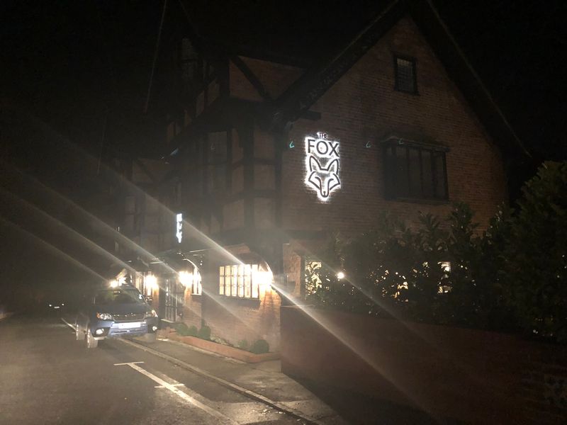 Fox, Crawley. (Pub, External, Sign). Published on 13-11-2018