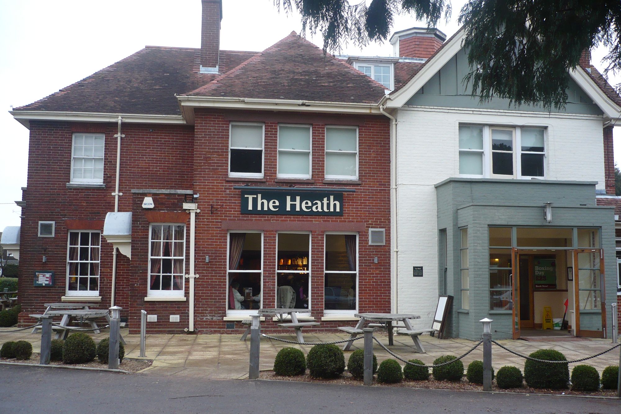 Heath, Dibden Purlieu (Photo: David Pritchard - 23/12/2010). (Pub, External, Garden, Key). Published on 23-12-2010