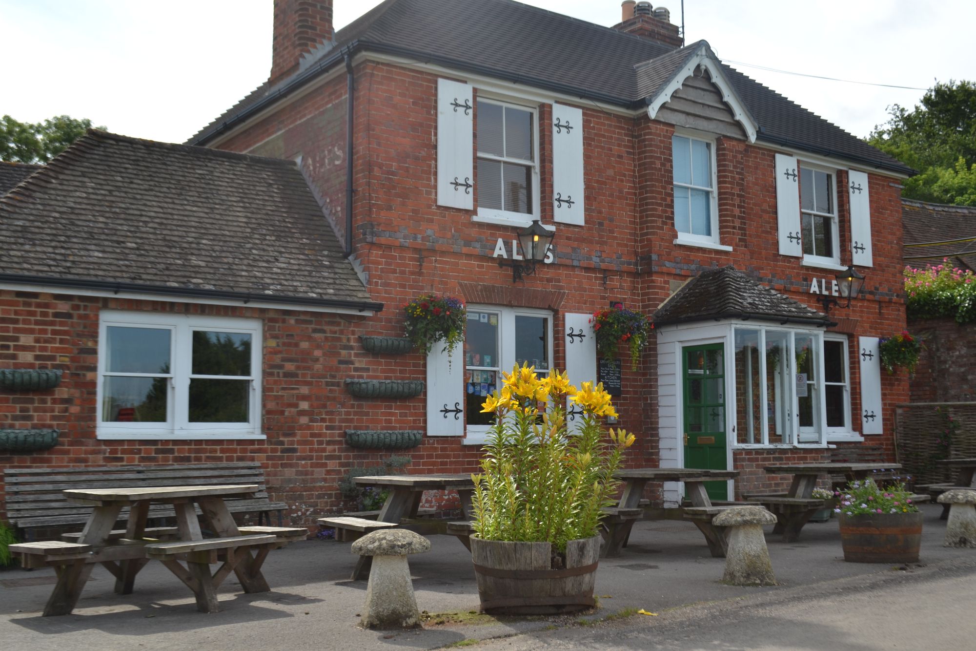 Hampshire Bowman, Dundridge. (Pub, External, Key). Published on 13-06-2011