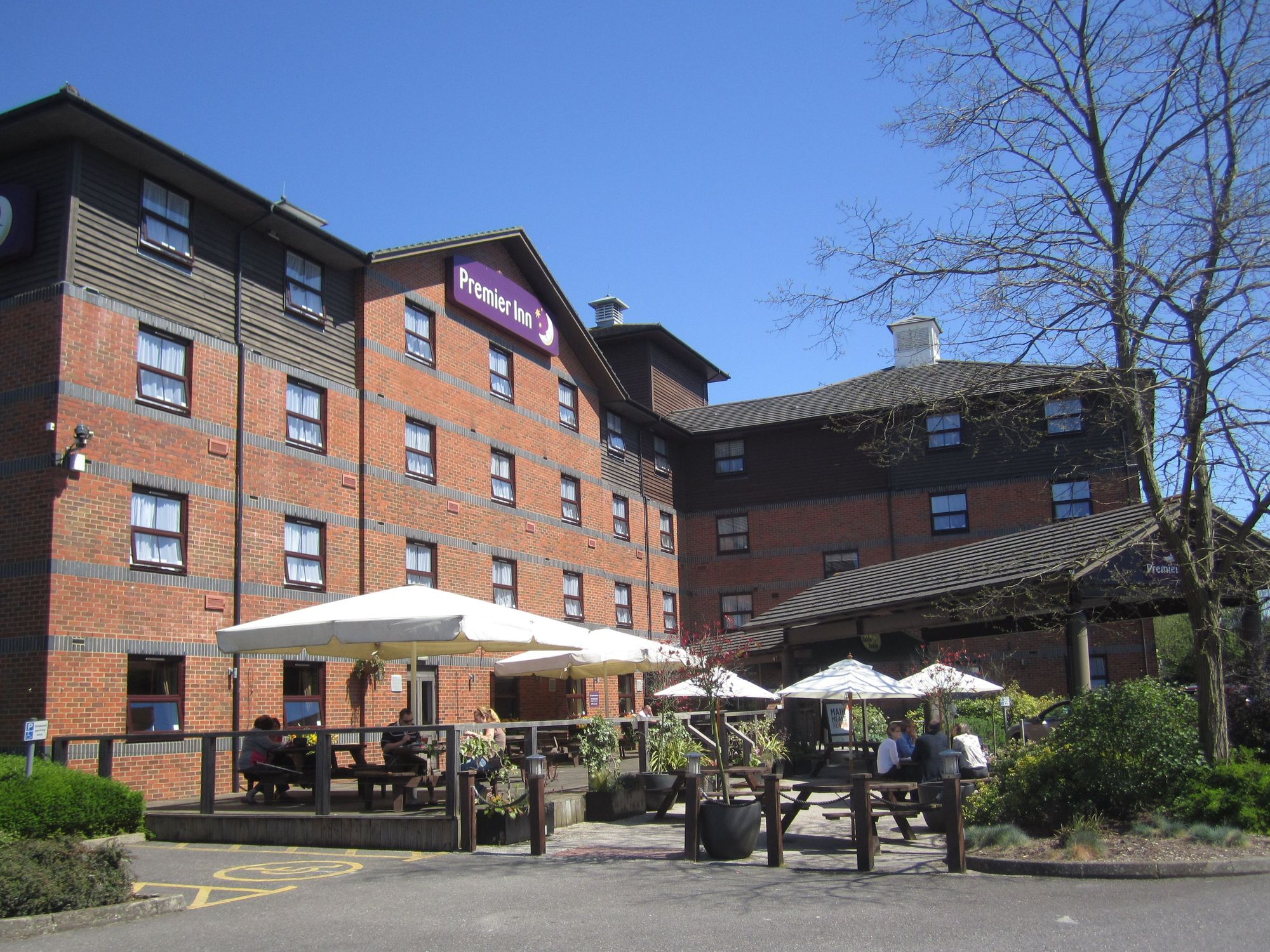 Gateway, Eastleigh. (Pub, External, Key). Published on 07-05-2013
