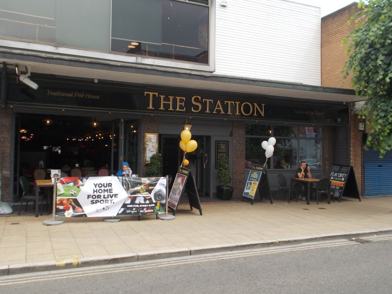 Station, Eastleigh. (Pub, External, Key). Published on 02-06-2017