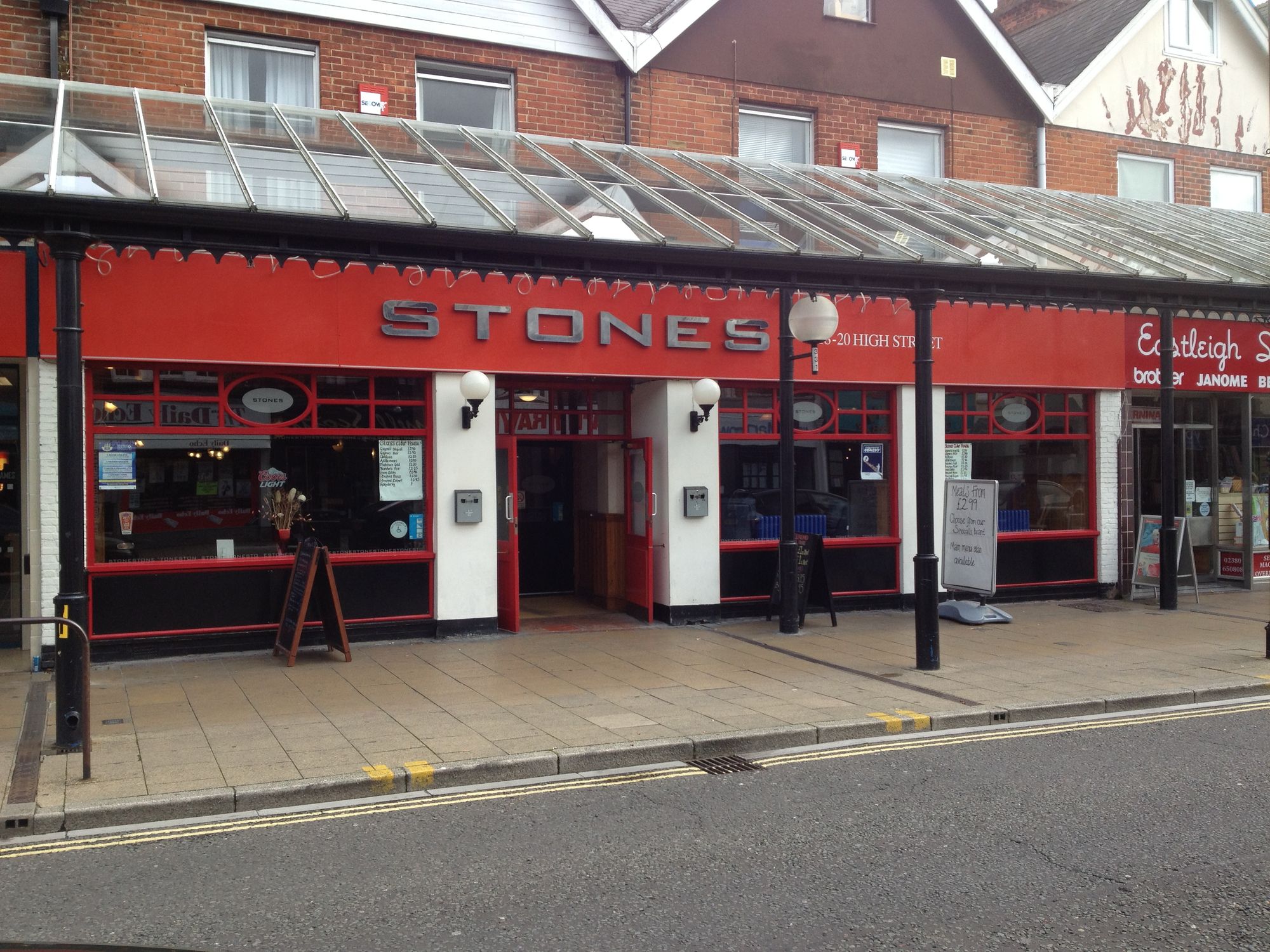 The pub as Stones in 2012 (Photo: Alex Presland - 05/10/2012). (External). Published on 05-10-2012