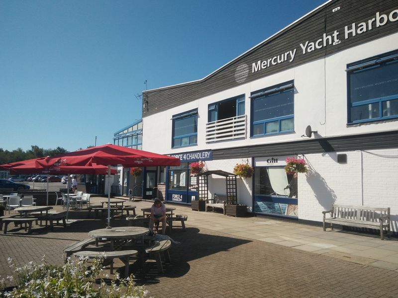 Gaff Rigger, Hamble-le-Rice. (Pub, External). Published on 07-08-2020