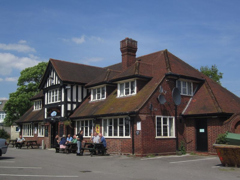 Harrier, Hamble-le-Rice. (Pub, External, Key). Published on 26-05-2013