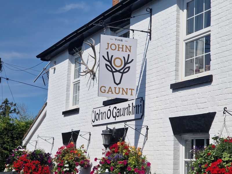 John O'Gaunt Inn, Horsebridge (Photo: Pete Horn - 17/08/2025). (Pub, External, Sign). Published on 17-08-2025 