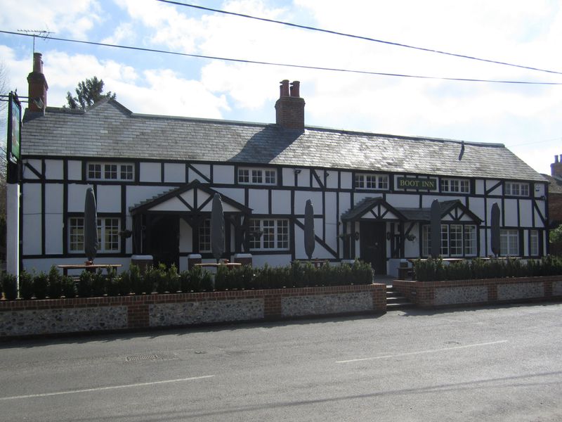 Boot Inn, Houghton. (Pub, External). Published on 02-04-2013