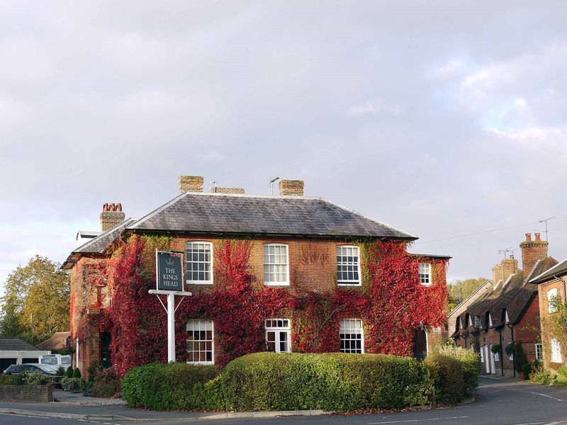 Kings Head, Hursley. (Pub, External). Published on 27-10-2012 