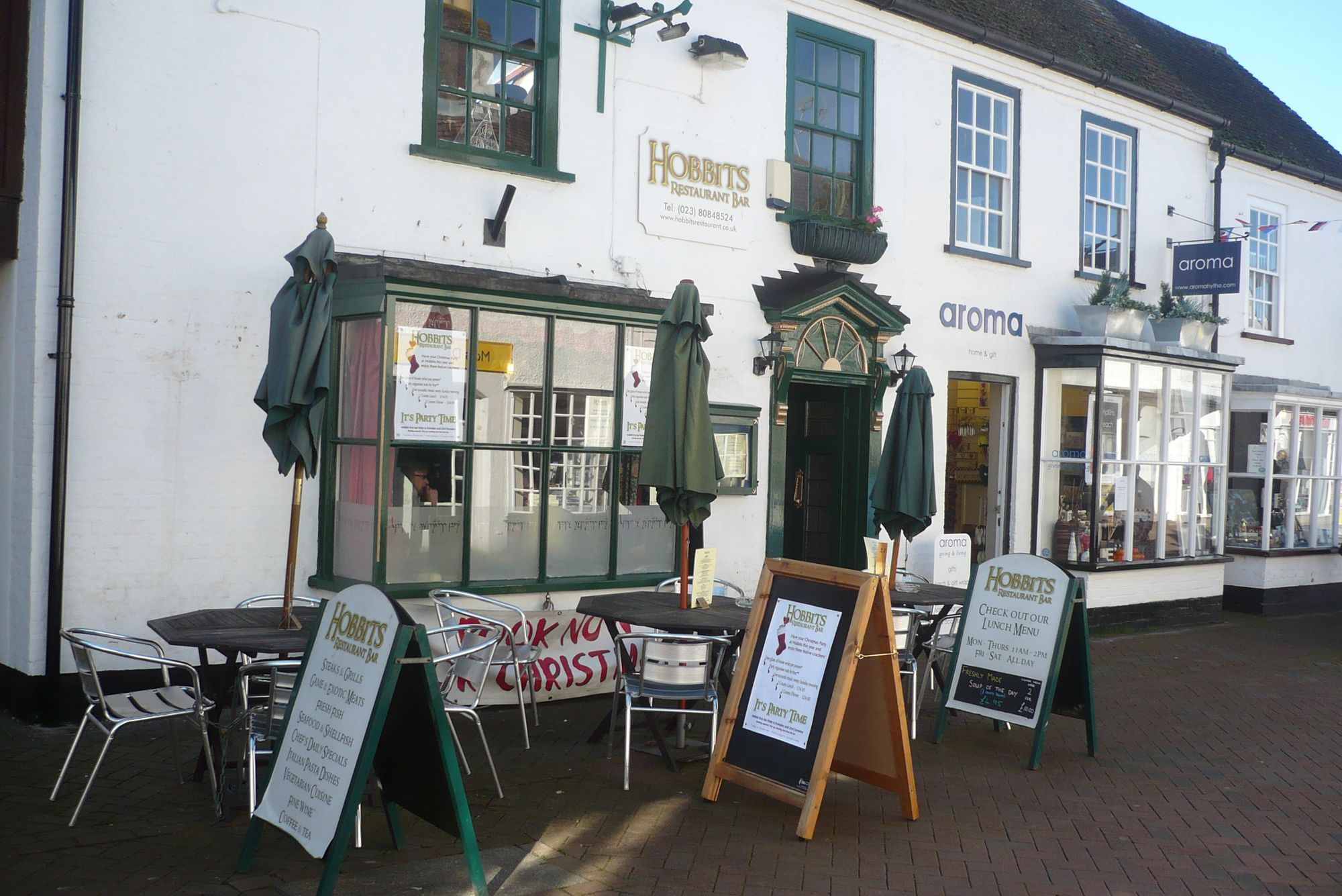 Hobbit Restaurant & Bar, Hythe (Photo: D Pritchard - 20/10/2010). (Pub, Key). Published on 20-10-2010