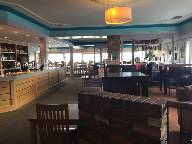 Seashells, Hythe. (Pub, Bar, Key). Published on 06-07-2019