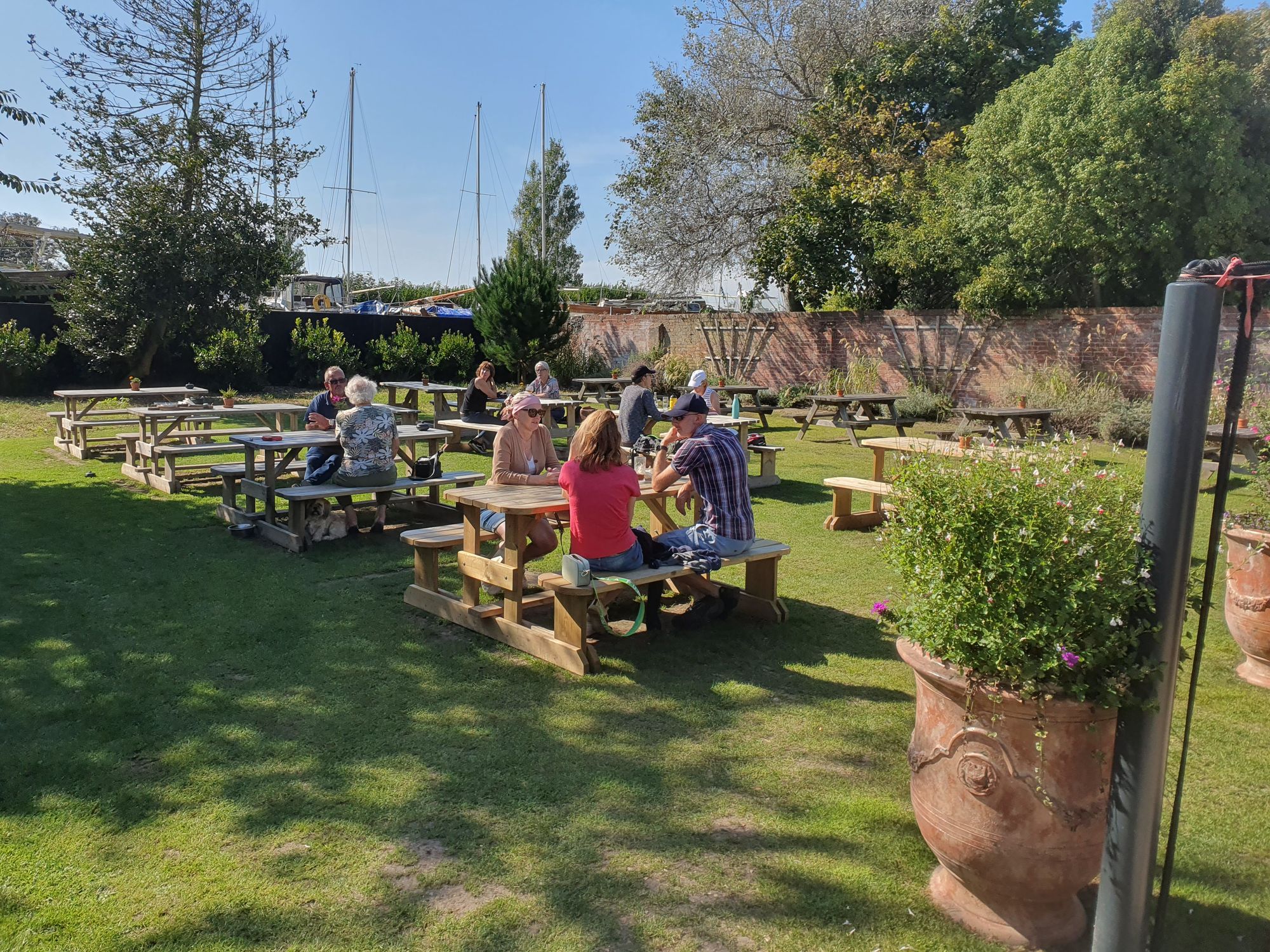 Gun Inn, Keyhaven - 15/09/2023 (Photo: Pete Horn). (External, Garden). Published on 15-09-2023