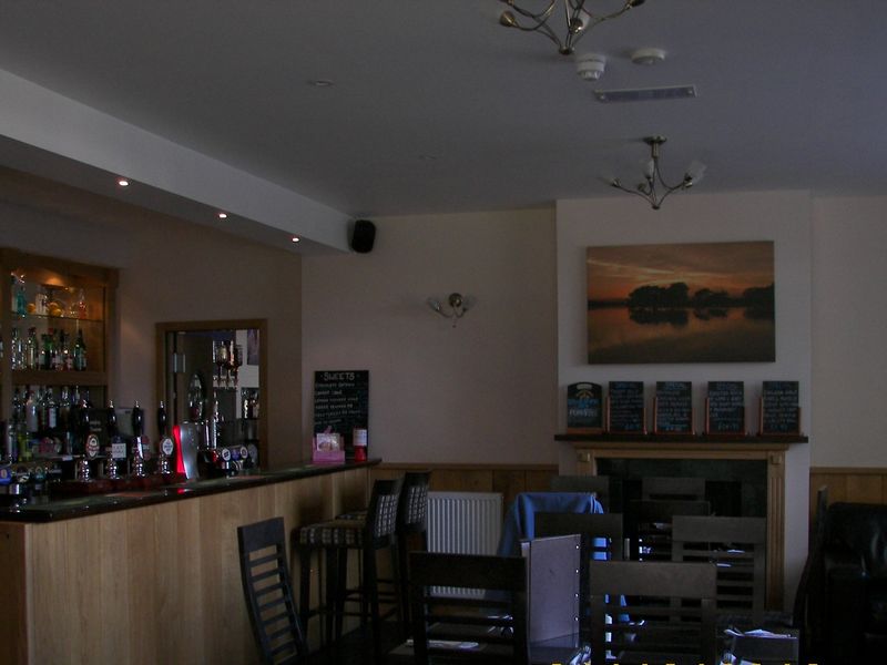 Langley Tavern, Langley. (Pub, Bar). Published on 21-10-2010