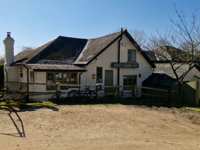 High Corner Inn, Linwood (Photo: Pete Horn - 19/03/2026). (Pub, External). Published on 19-03-2026 