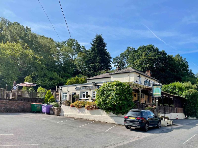 Linden Tree, Lowford (Photo: Nick Yarwood 26/07/2023). (Pub, External). Published on 26-07-2023
