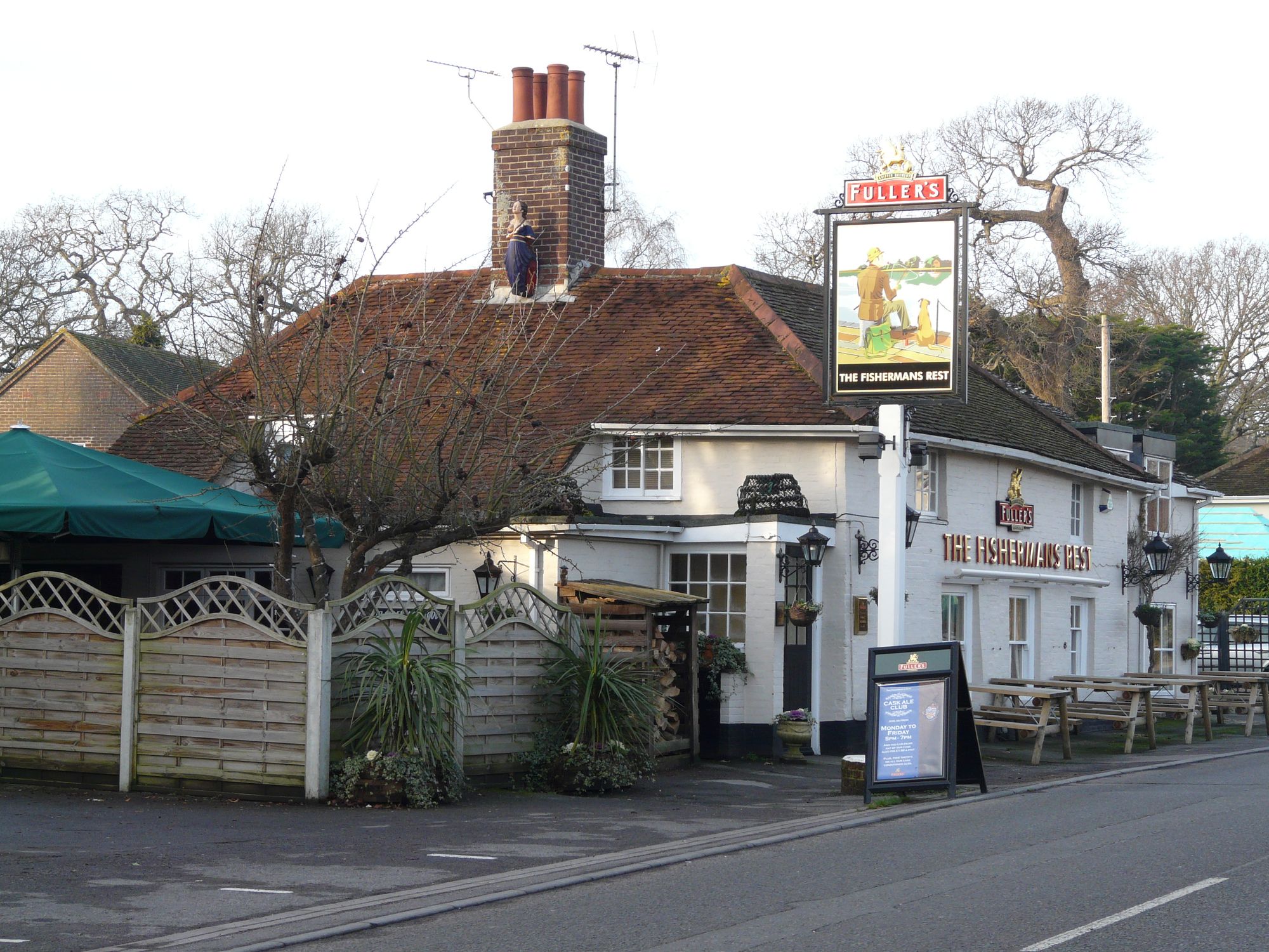 Fisherman's Rest, Lymington. (Pub, External, Garden, Sign). Published on 21-01-2011
