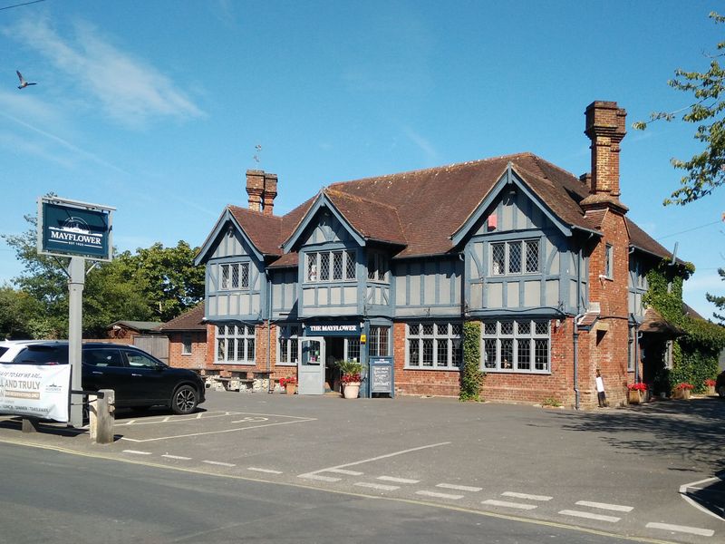 Mayflower, Lymington. (Pub, External). Published on 22-07-2020