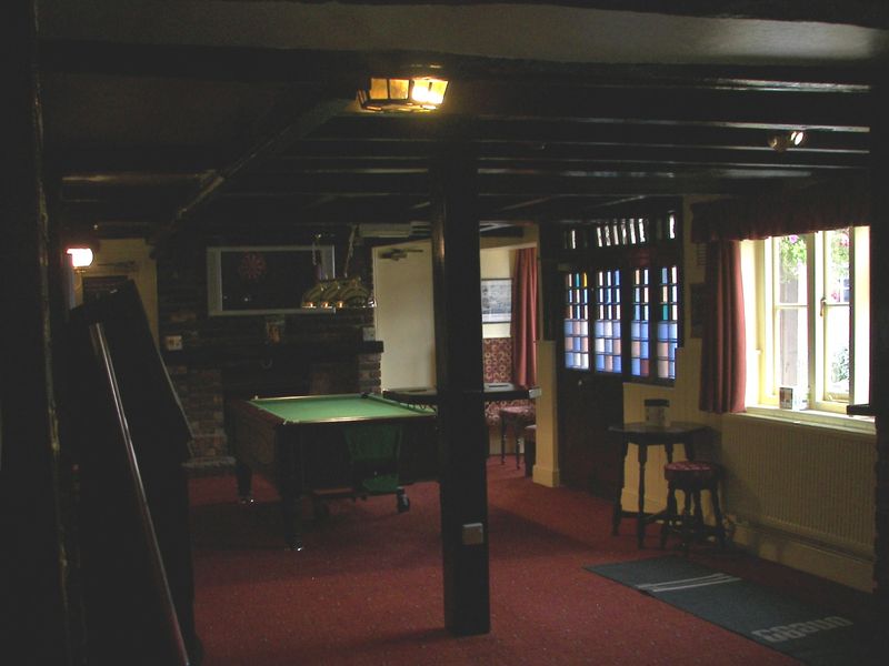 White Horse, Marchwood. (Pub, Bar). Published on 13-10-2010