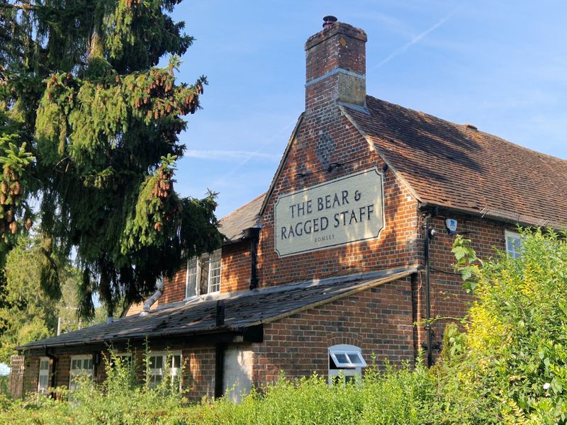 Bear & Ragged Staff, Michelmersh (Photo: Pete Horn - 17/08/2025). (Pub, External). Published on 17-08-2025 