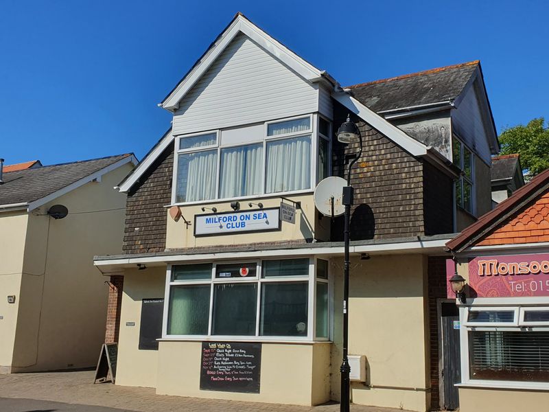 Milford on Sea Club - 15/09/2023 (Photo: Pete Horn). (Key). Published on 15-09-2023