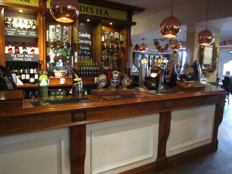 Bede's Lea, North Baddesley. (Pub, Bar). Published on 15-12-2012