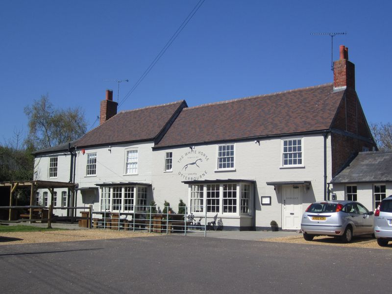White Horse, Otterbourne. (Pub, External, Key). Published on 01-05-2013