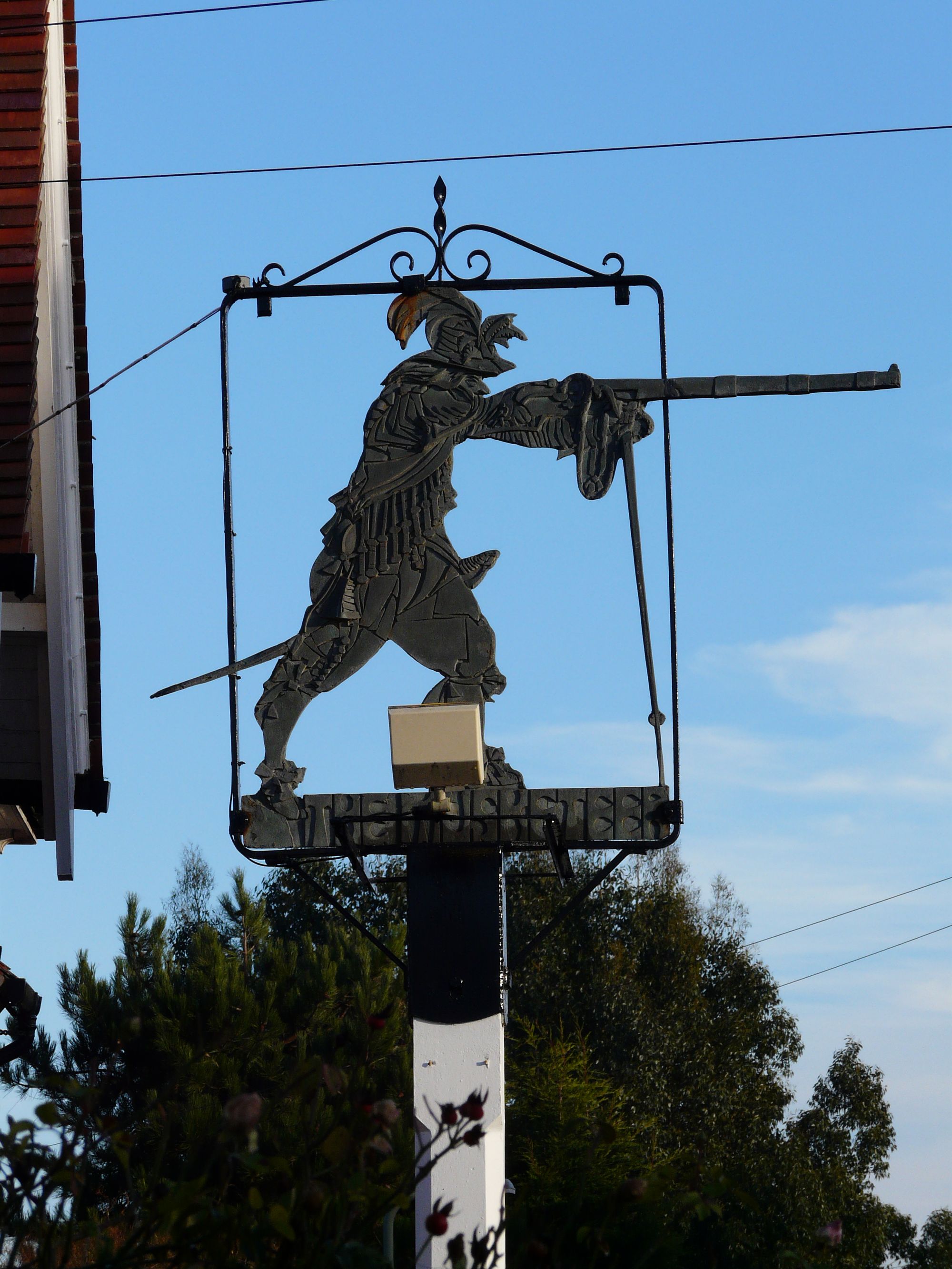 Lion & Lamb, Pennington. (Sign). Published on 05-12-2010