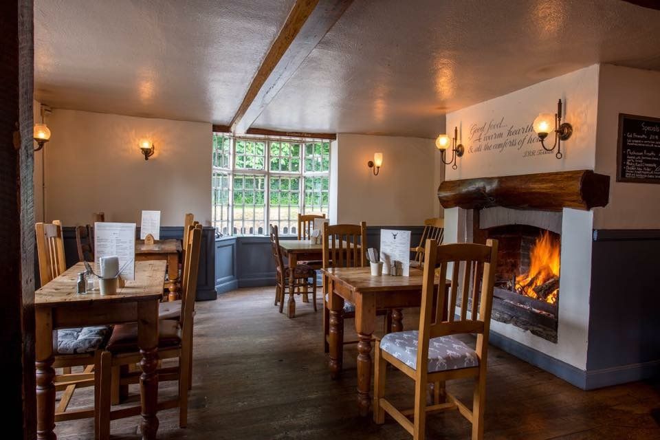 White Hart, Pennington. (Pub, Restaurant). Published on 04-05-2017