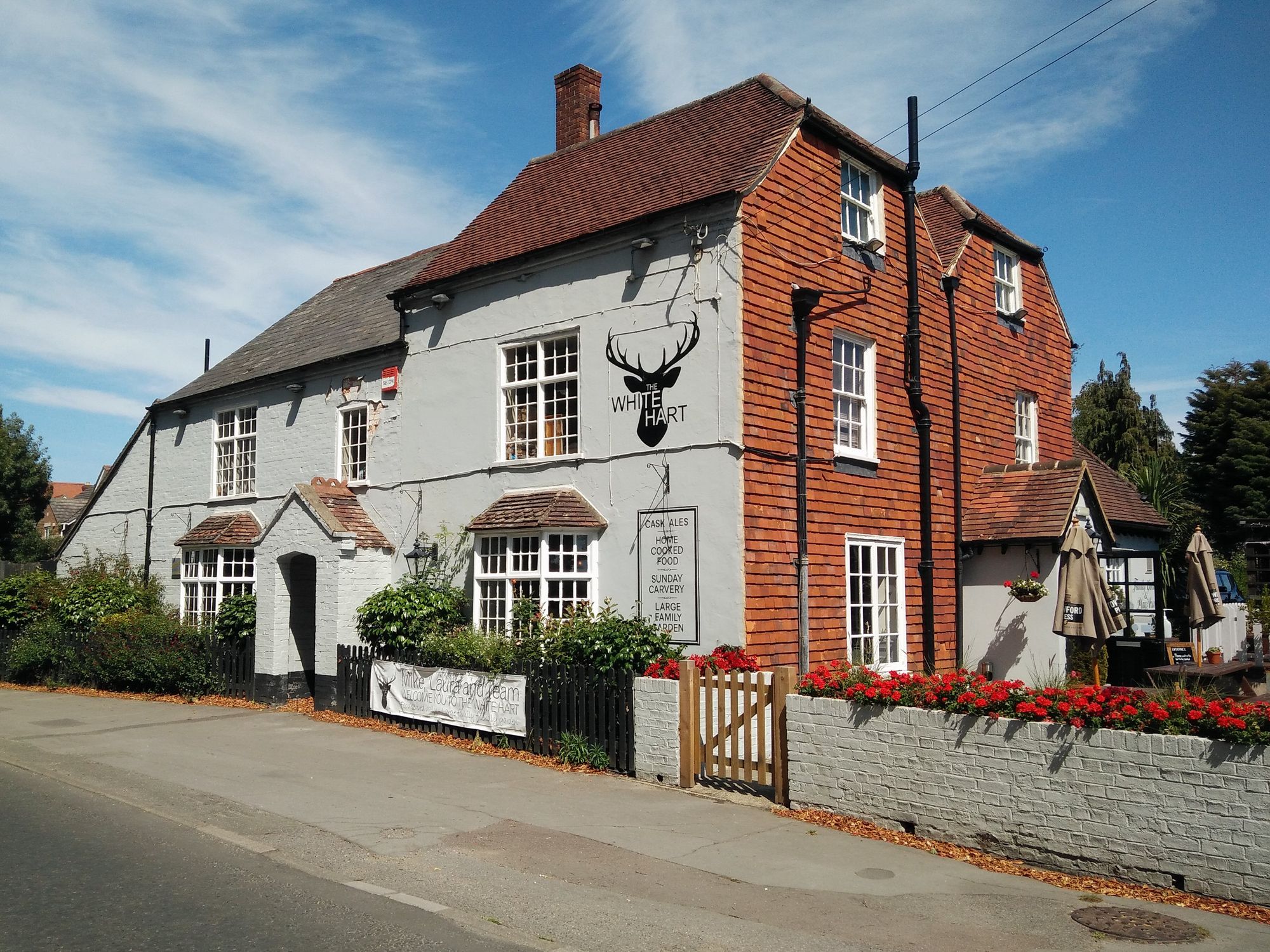 White Hart, Pennington. (Pub, External, Key). Published on 22-07-2020