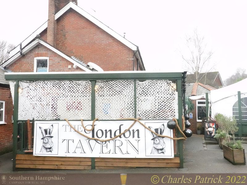 London Tavern, Poulner - 31st December 2021. (External). Published on 31-12-2021