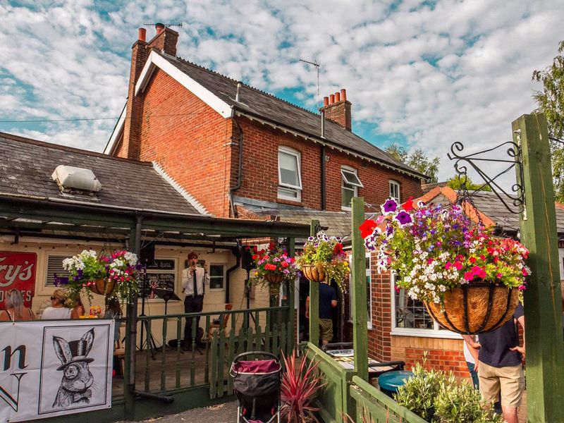 London Tavern, Poulner. (Pub, External). Published on 30-11--0001