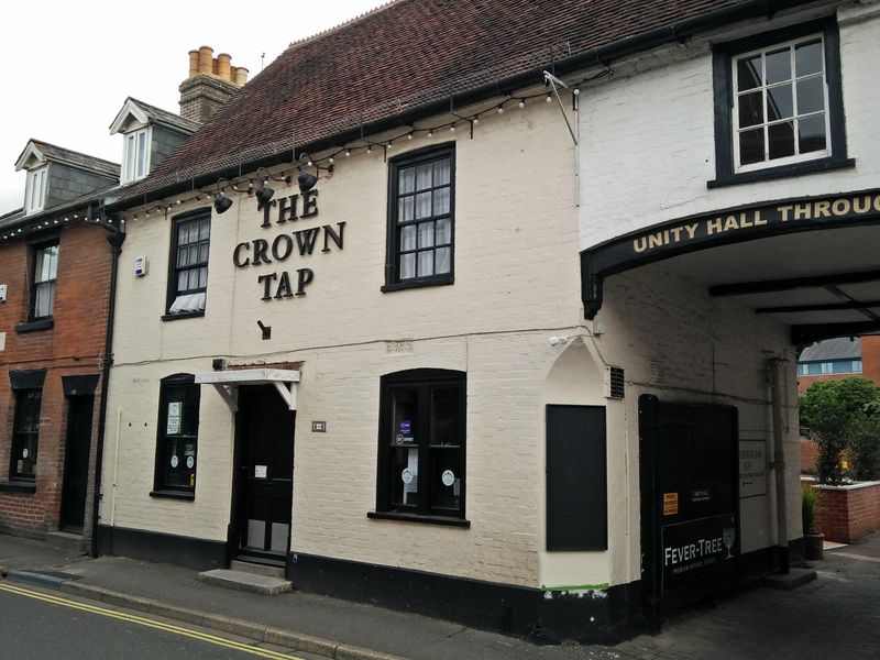 Crown Tap, Ringwood. (Pub, External). Published on 21-06-2020