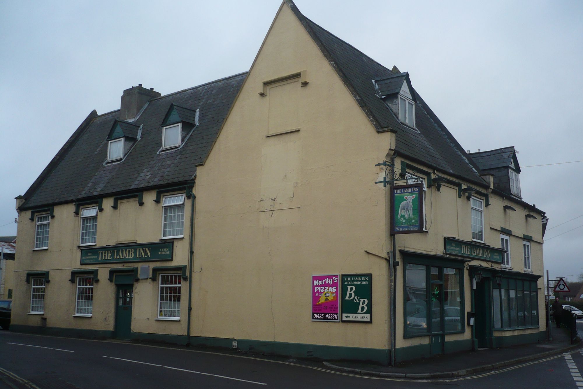 Lamb Inn, Ringwood (Photo: David Pritchard - 30/12/2010). (Pub, Bar, Key). Published on 30-12-2010