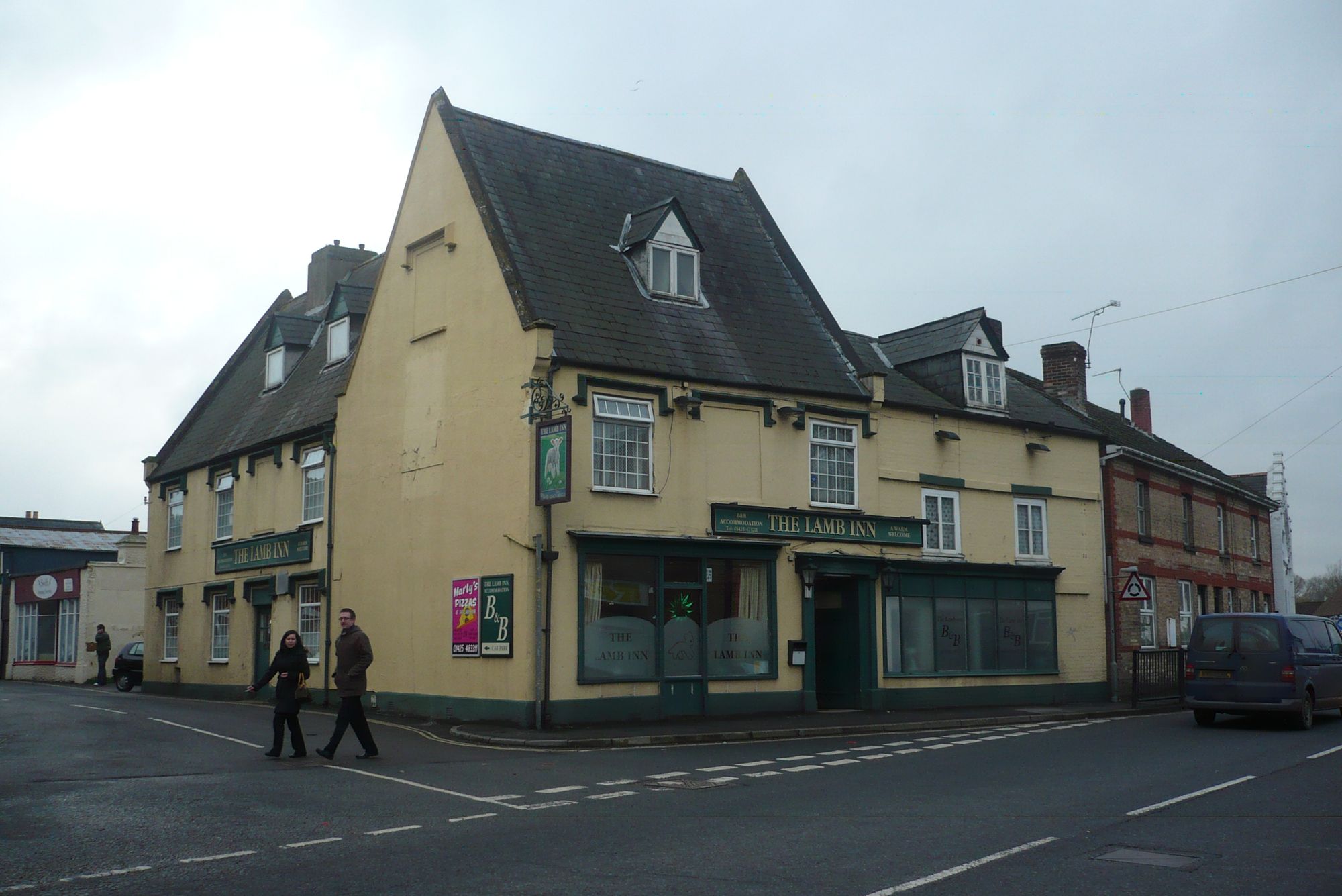Lamb Inn, Ringwood (Photo: David Pritchard - 30/12/2010). (Pub, External). Published on 30-12-2010