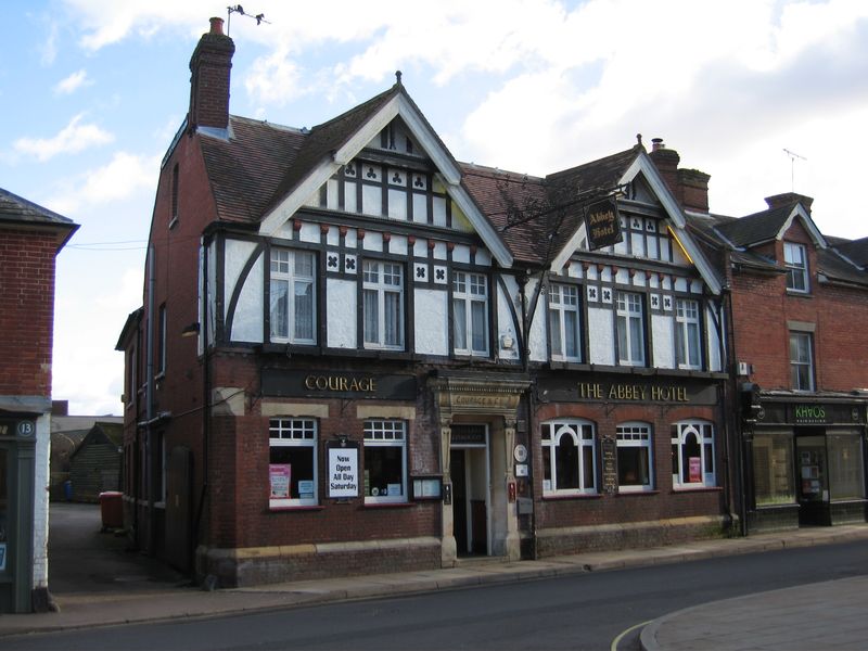 Abbey Hotel, Romsey (Photo: Alex Presland - 02/02/2013). (Pub, External). Published on 02-02-2013