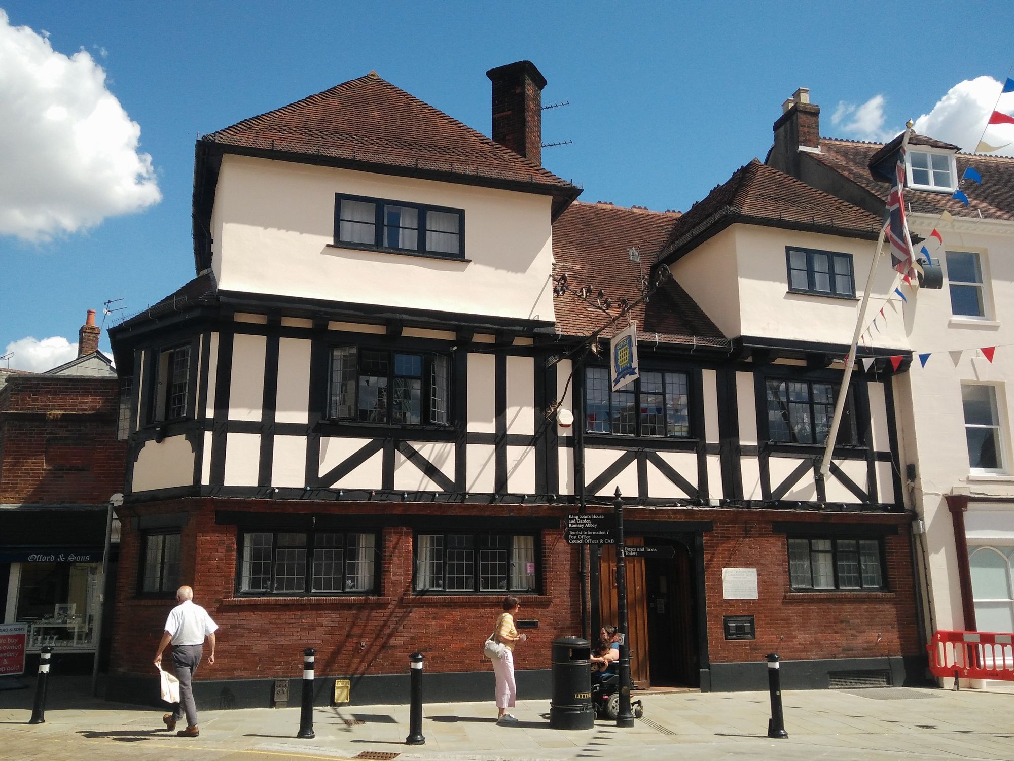 Romsey Working Men's Conservative Club (Photo: Pete Horn - 2020). (External, Key). Published on 21-07-2020