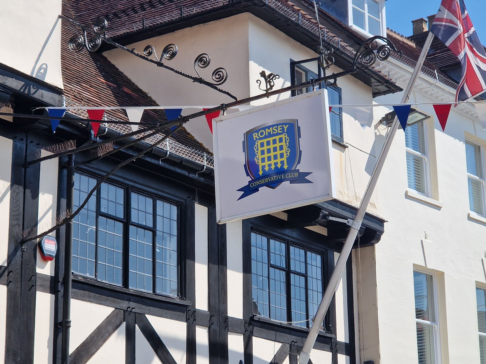 Romsey Working Men's Conservative Club (Photo: Pete Horn - 2025). (External, Sign). Published on 17-08-2025